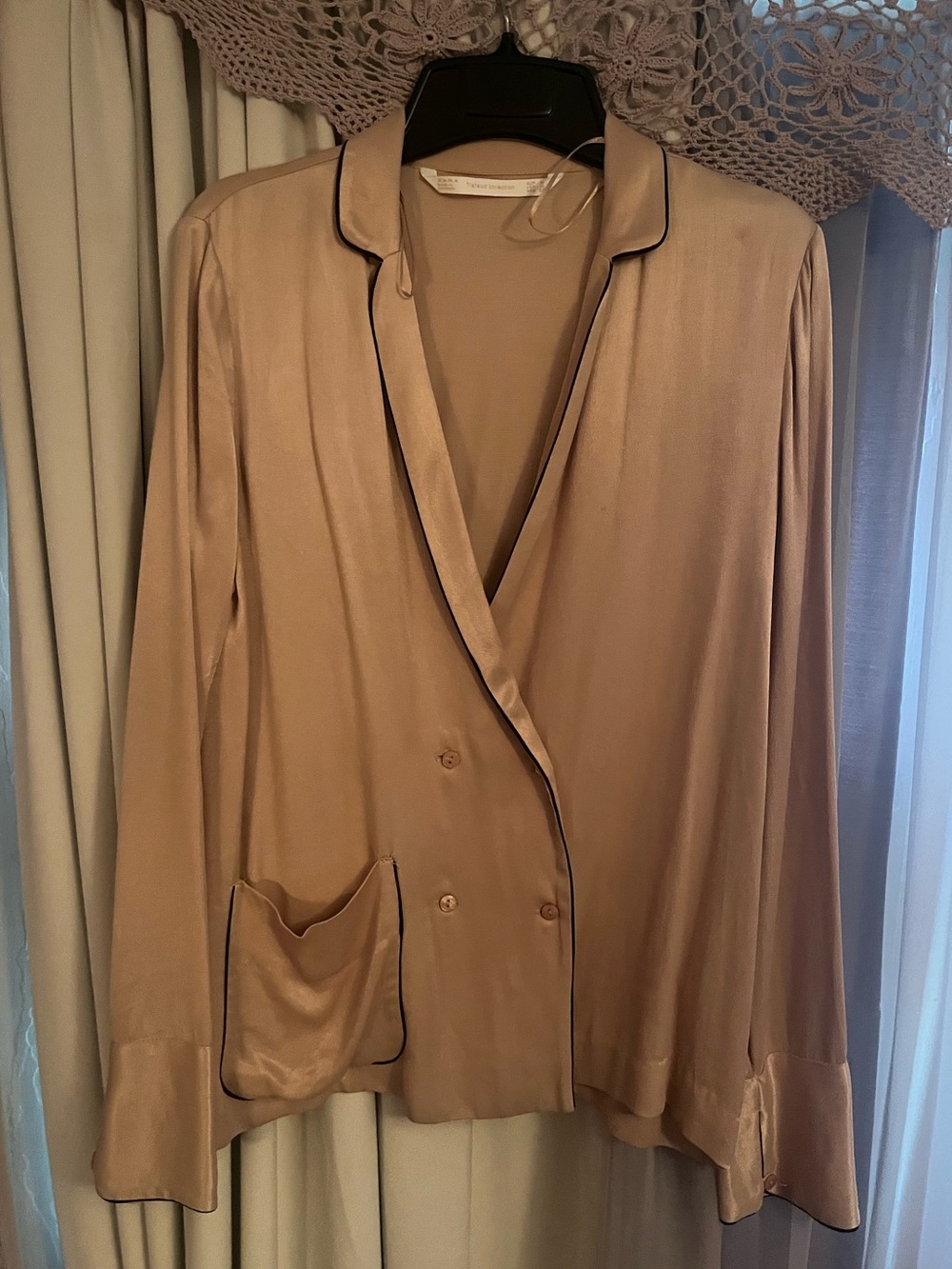 Zara Deep V Pajama Blouse Pale Pink Black piping